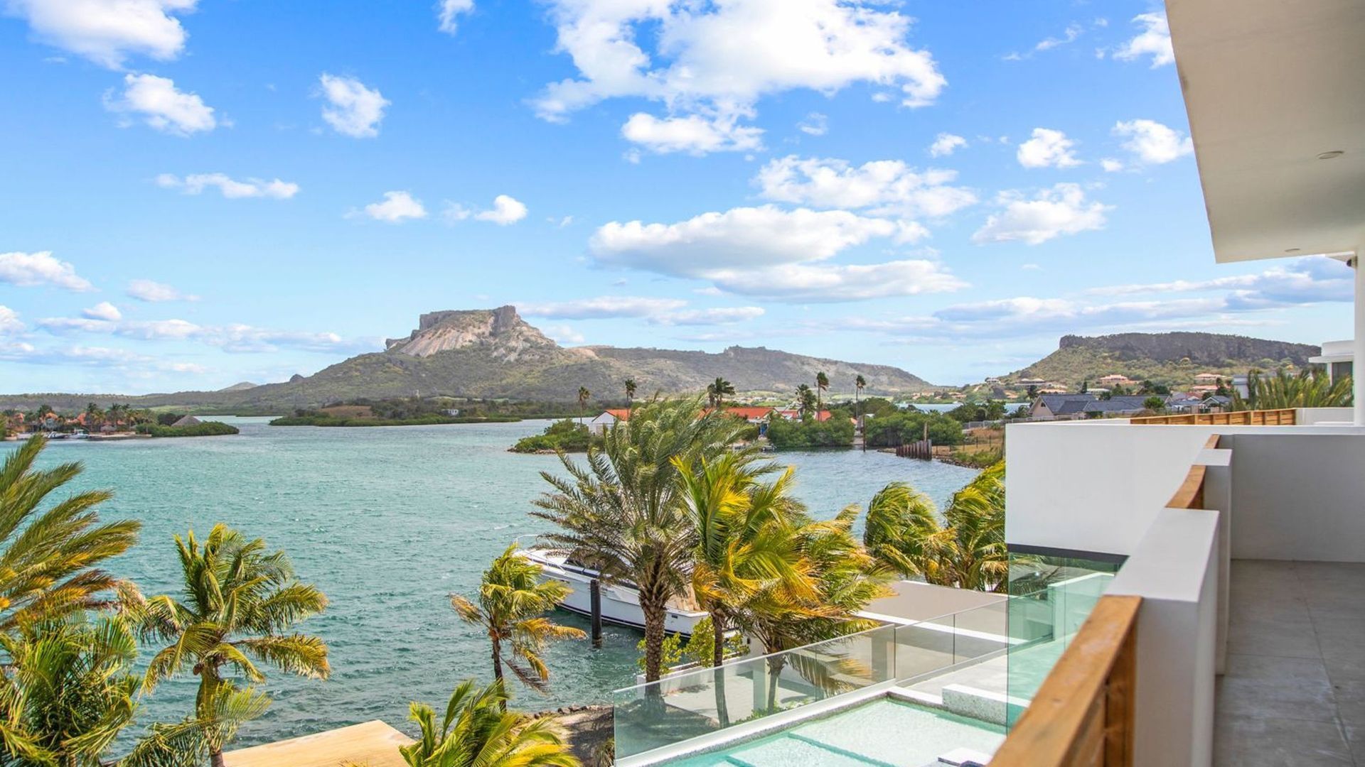 Jan Sofat 175, Jan Sofat foto-37