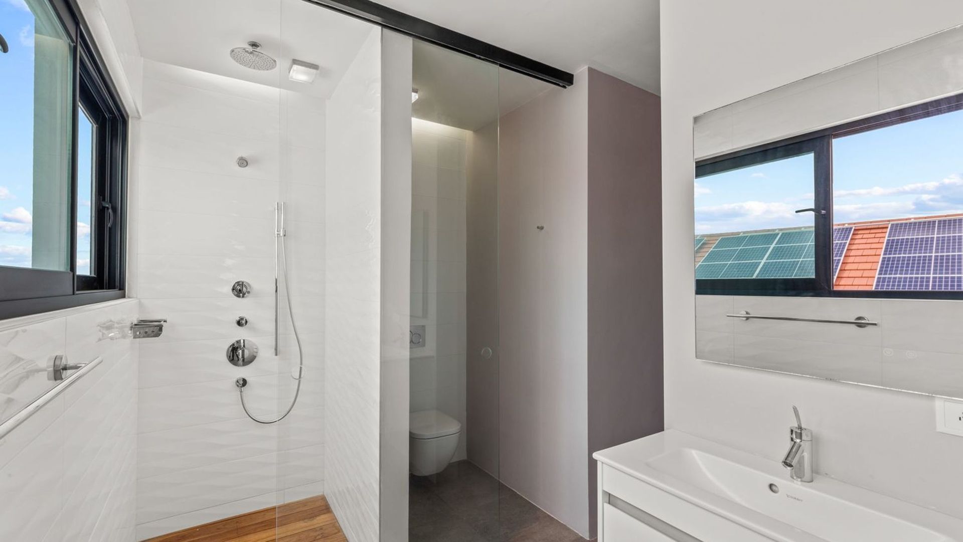 Jan Sofat 175, Jan Sofat foto-2