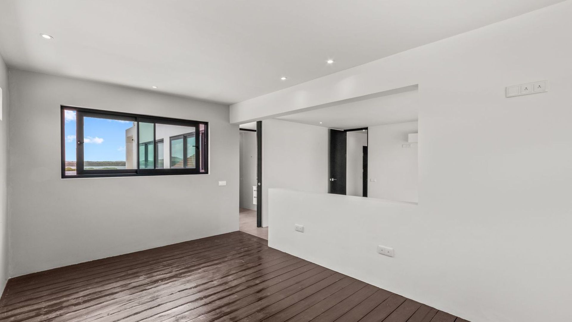 Jan Sofat 175, Jan Sofat foto-39