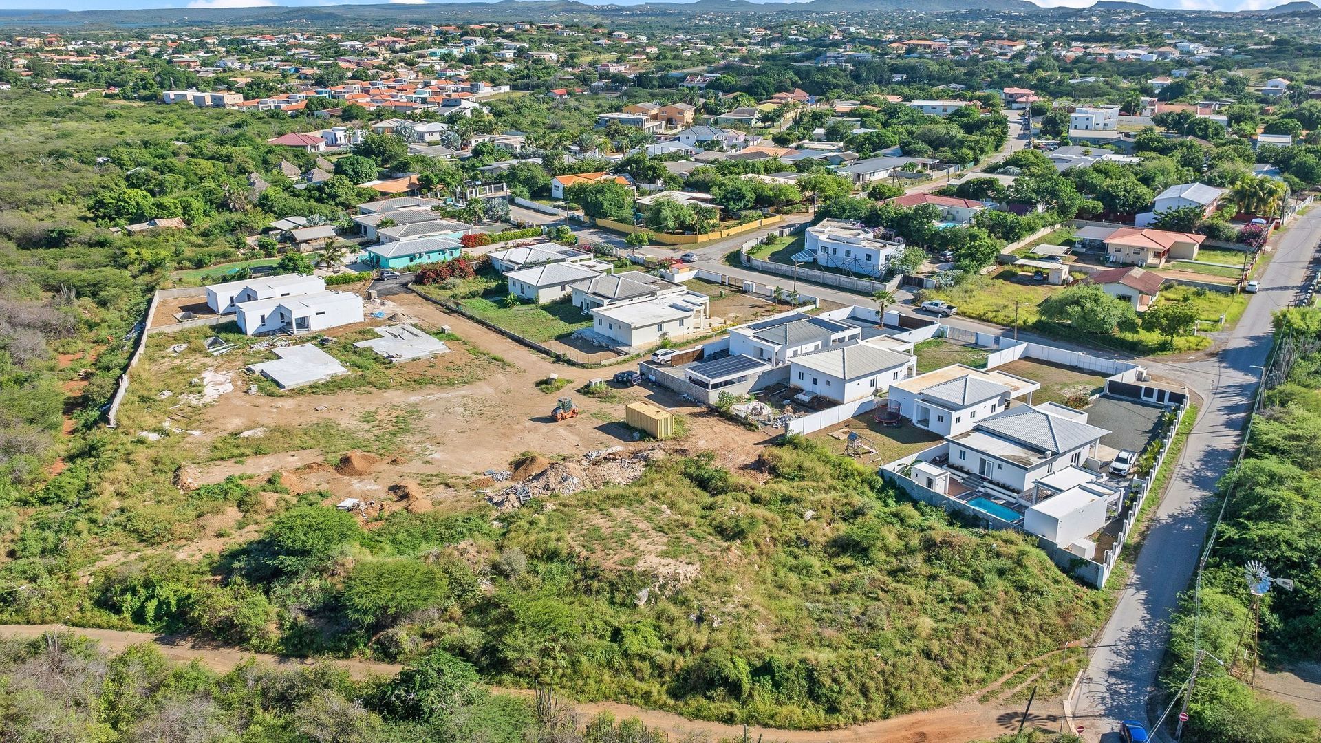 Kaya Aron 74, Abrahamsz foto-3