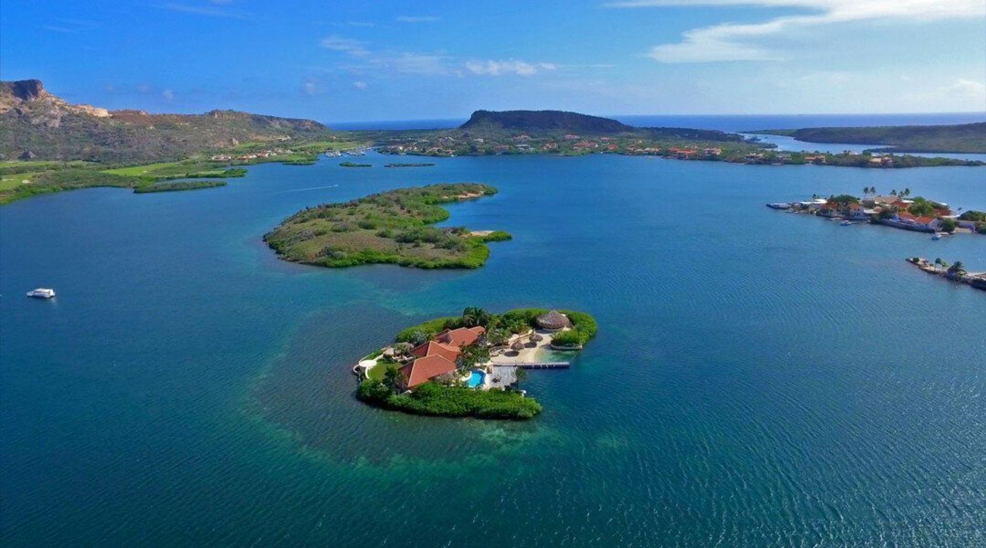 Island 'Isla Di Yerba', Jan Sofat foto-10