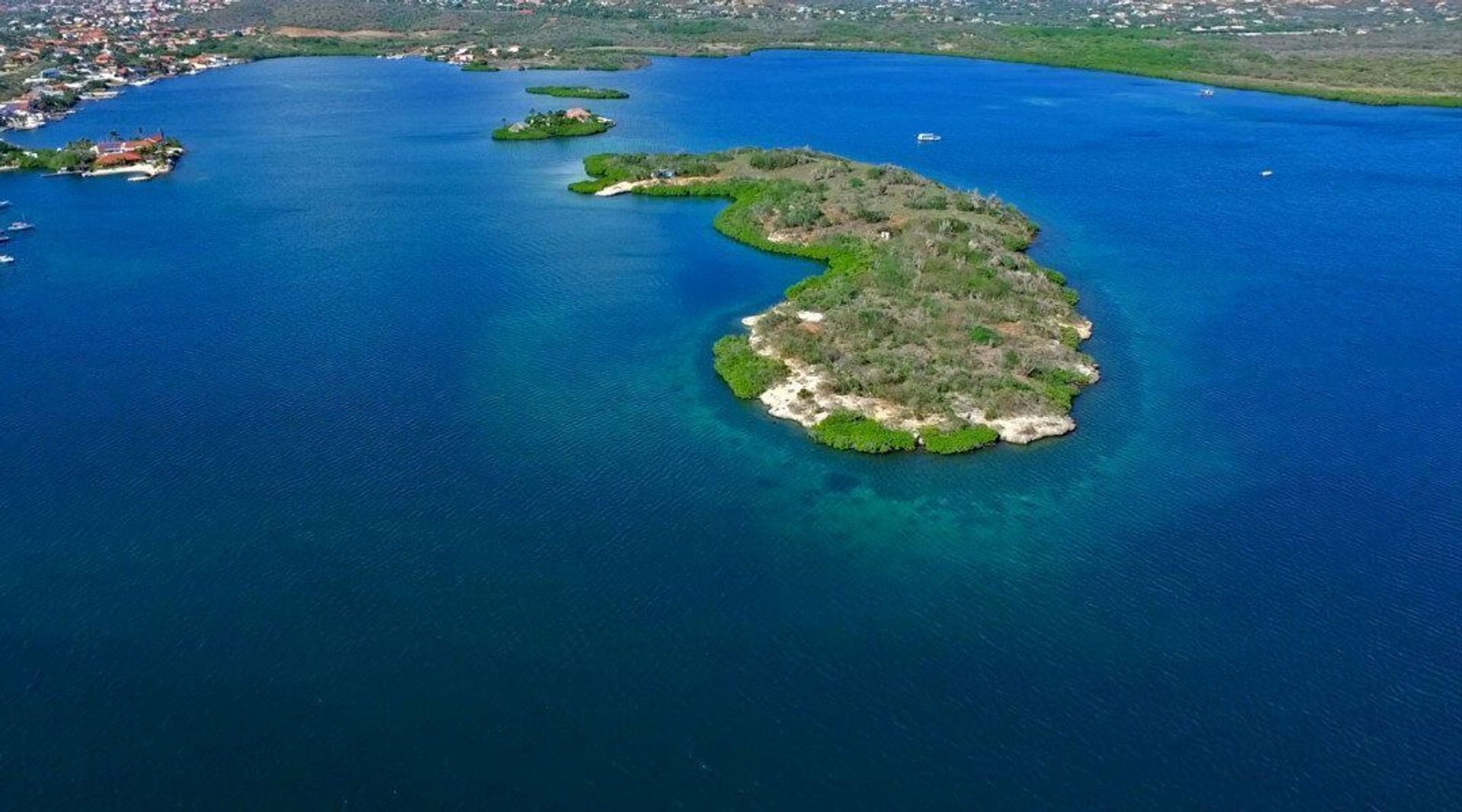 Island 'Isla Di Yerba', Jan Sofat foto-2