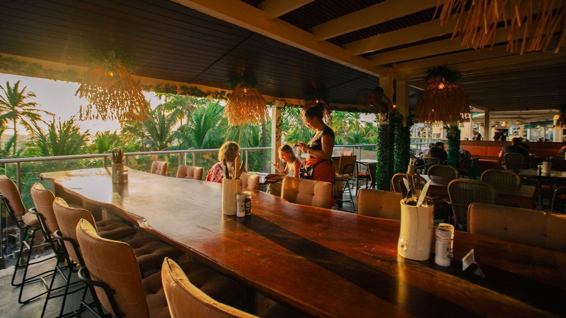 Bapor Kibra 22, Mambo Beach foto-4