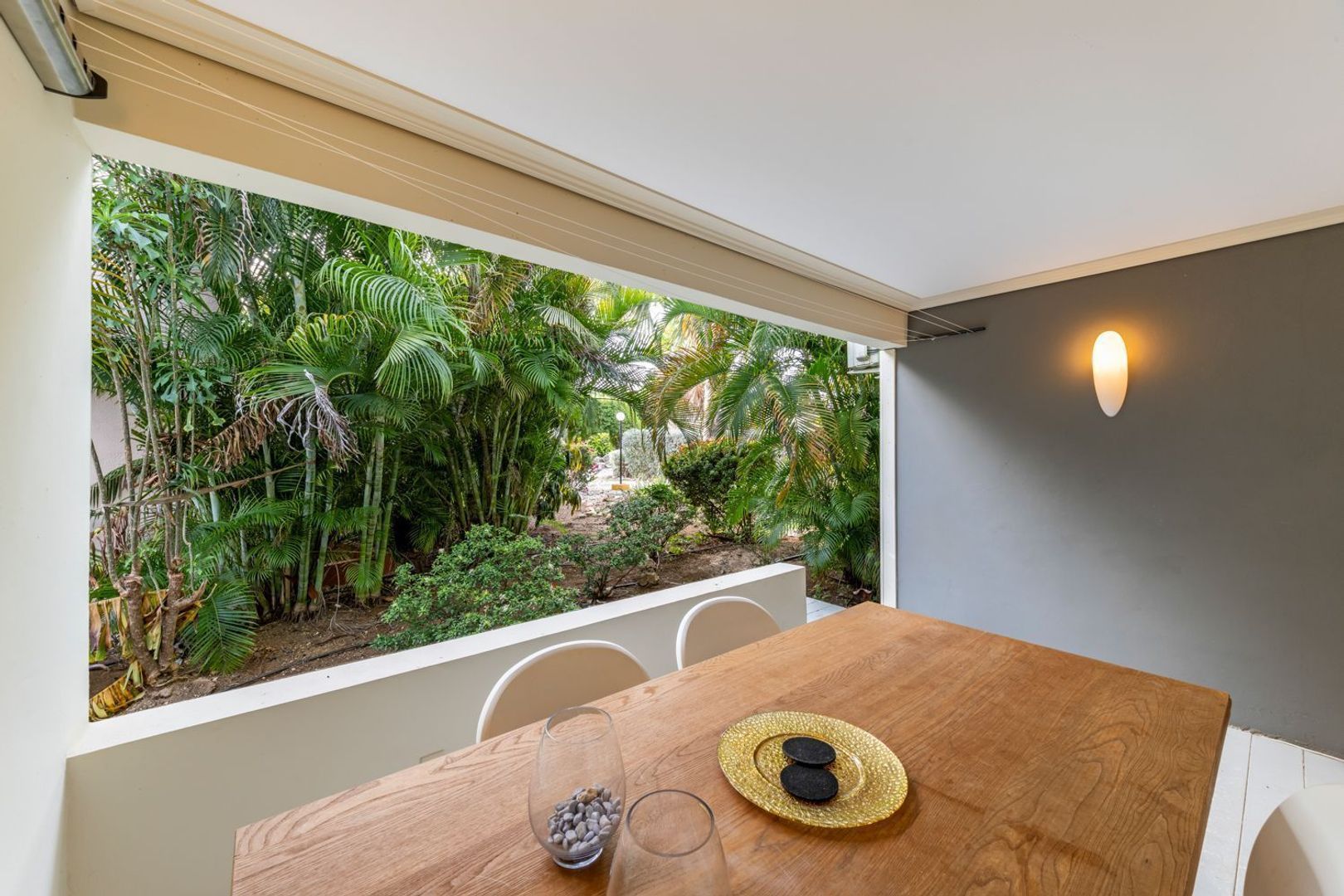 Seru Coral 128, Koraal Partier foto-4