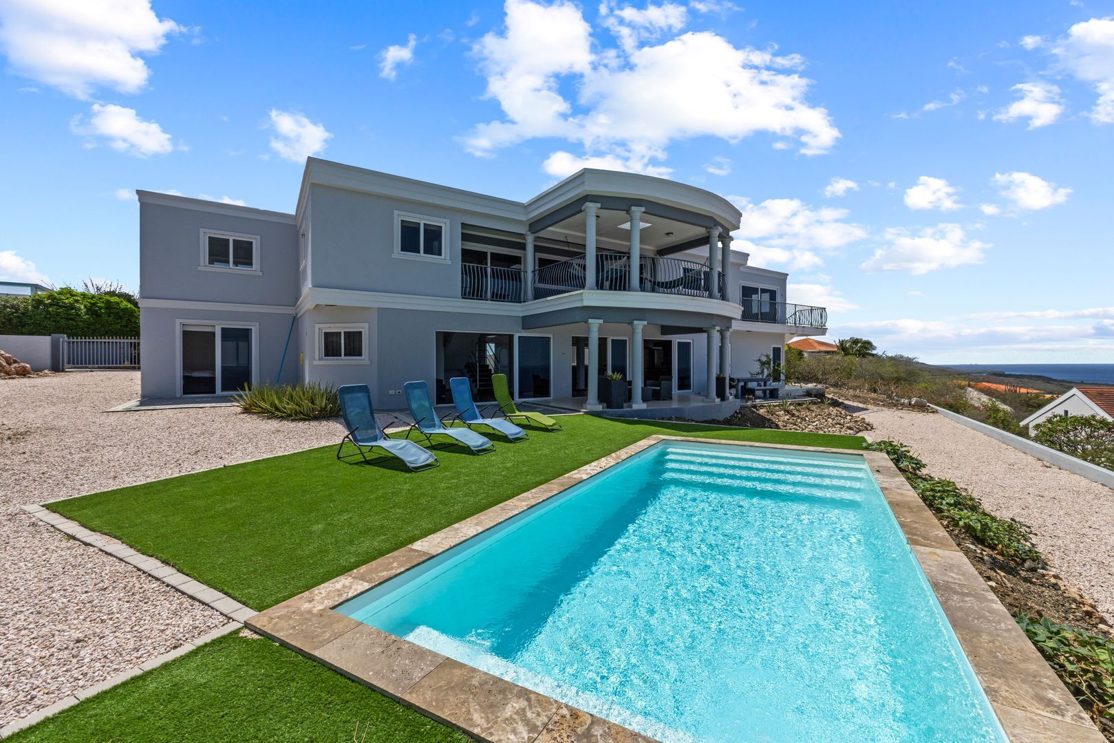 Cas Abou 75, Cas Abou foto-3