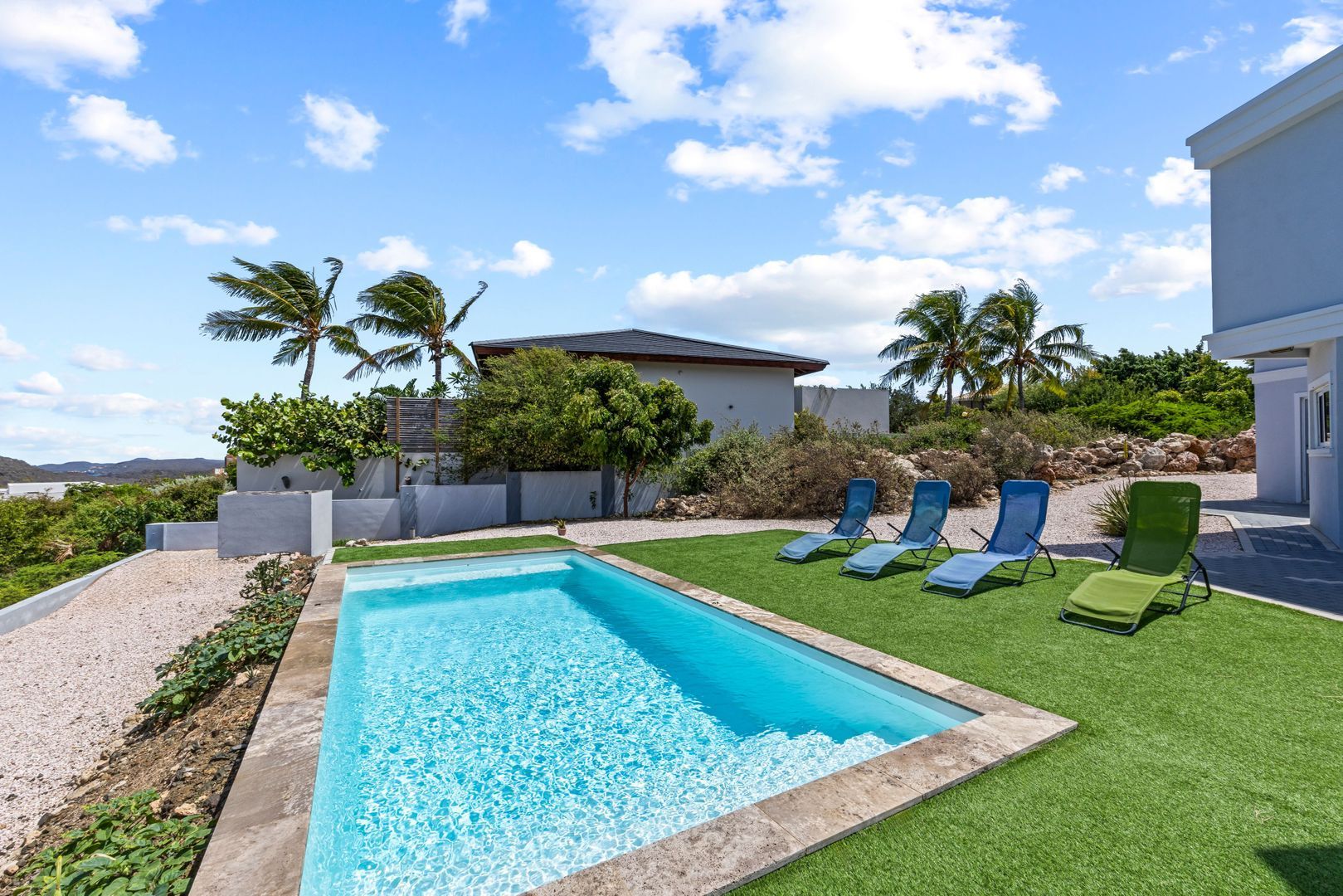 Cas Abou 75, Cas Abou foto-4