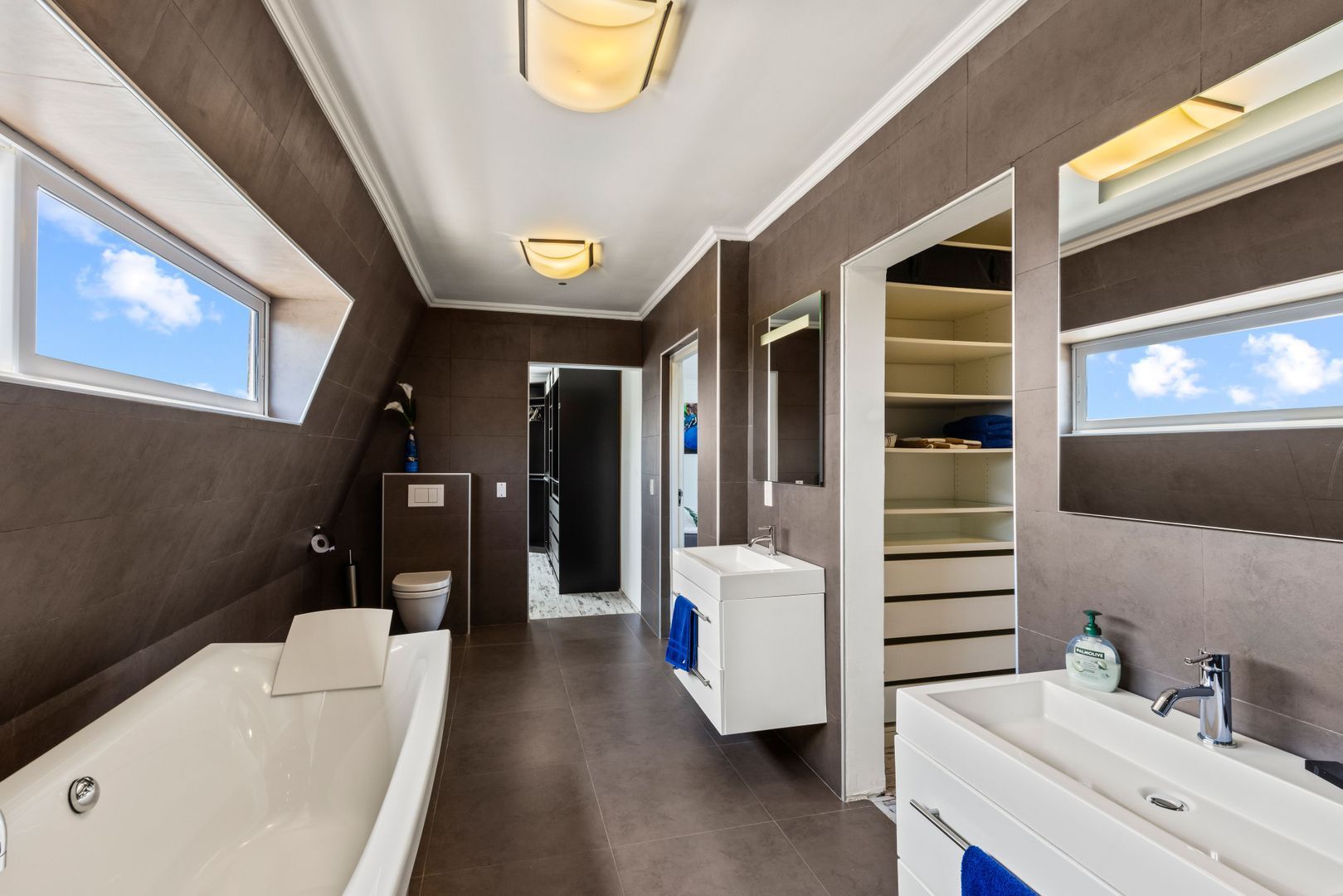 Cas Abou 75, Cas Abou foto-44