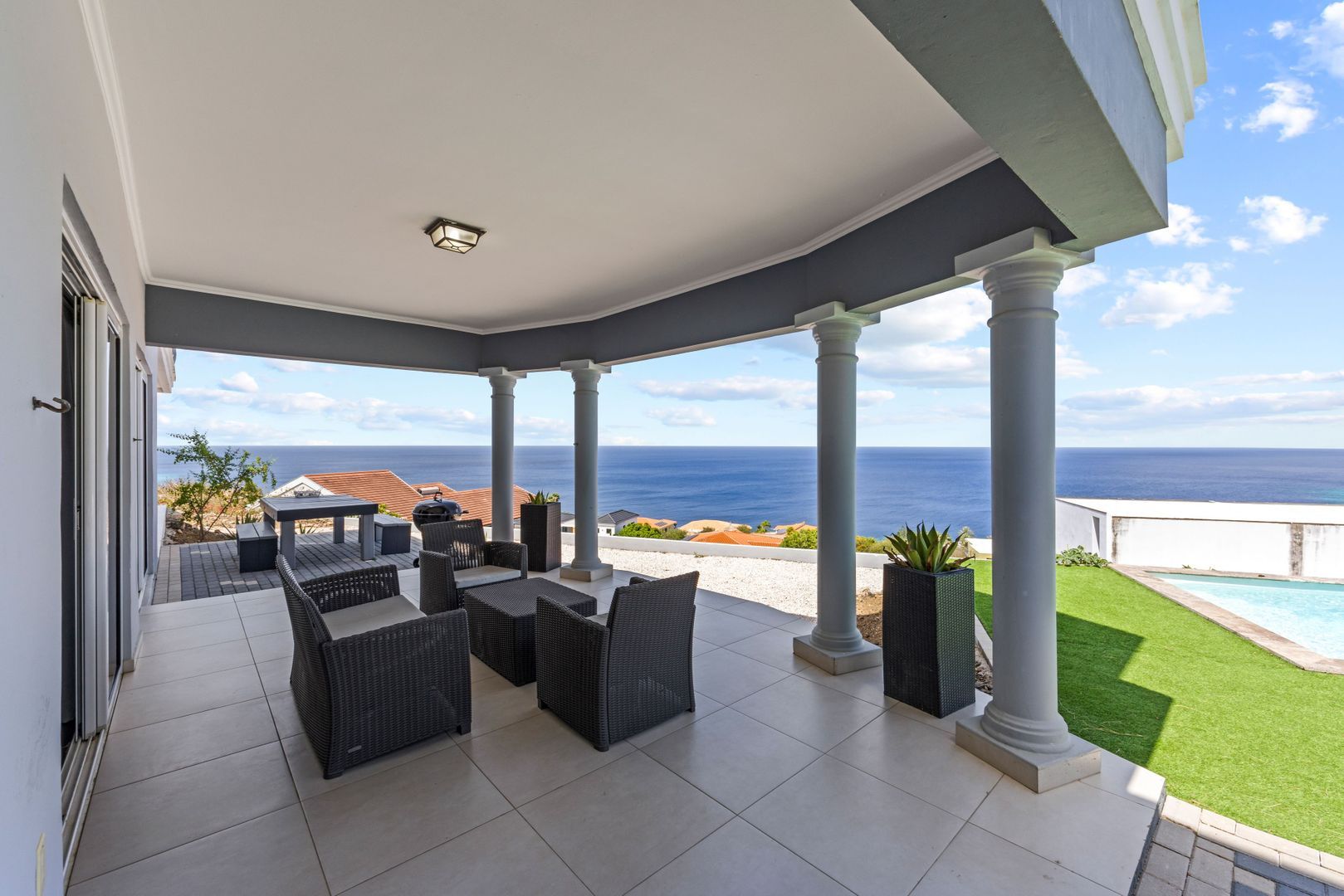 Cas Abou 75, Cas Abou foto-5