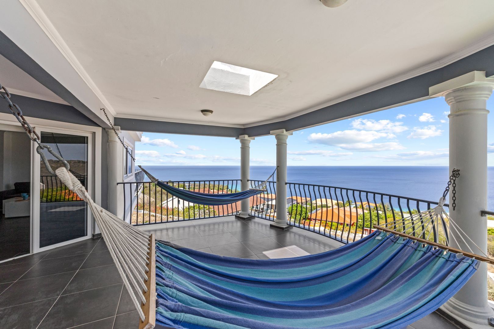 Cas Abou 75, Cas Abou foto-36