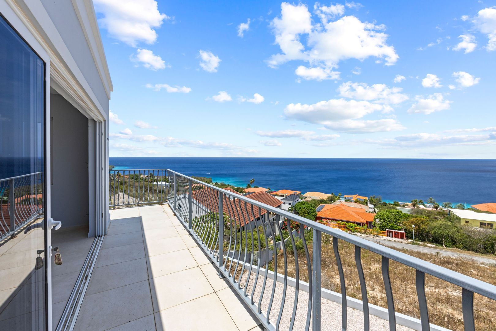 Cas Abou 75, Cas Abou foto-75