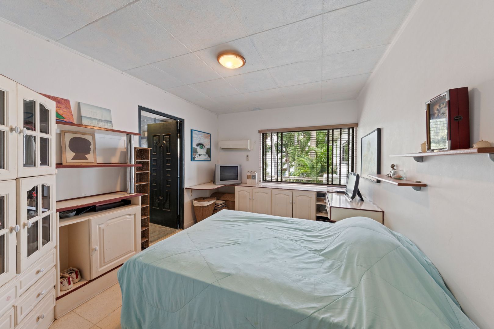 Kaya Rooi Catootje, Rooi Catootje foto-16