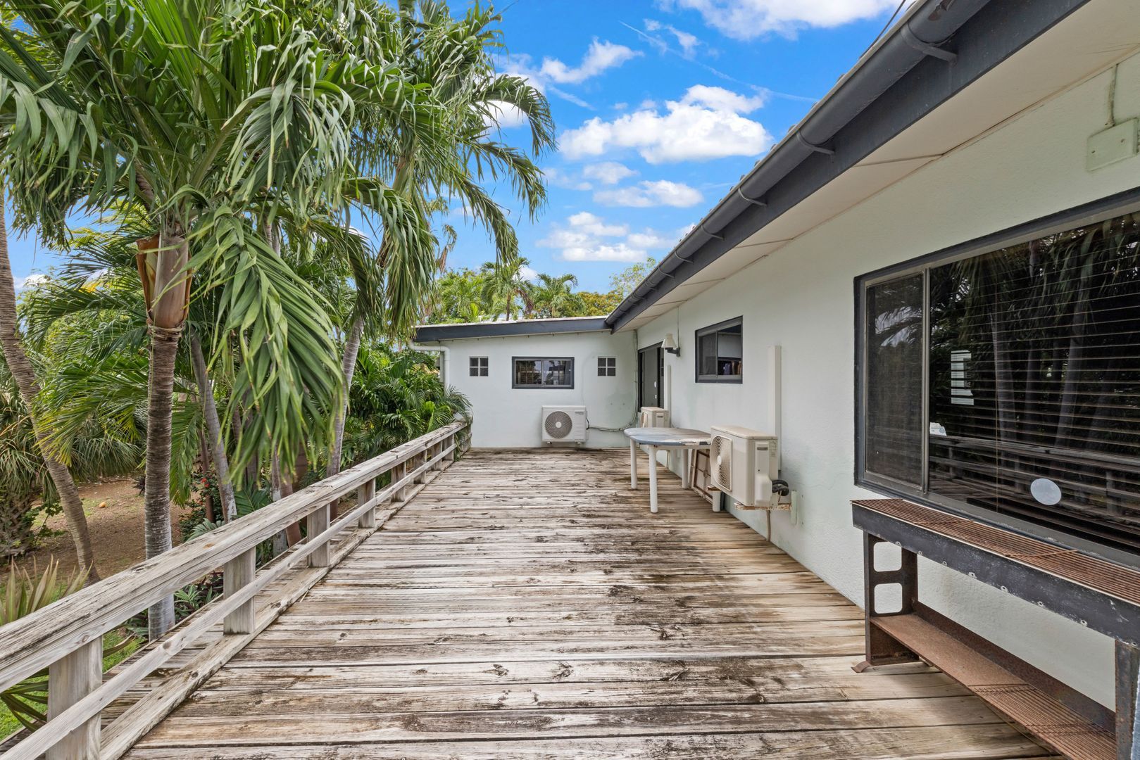 Kaya Rooi Catootje, Rooi Catootje foto-30