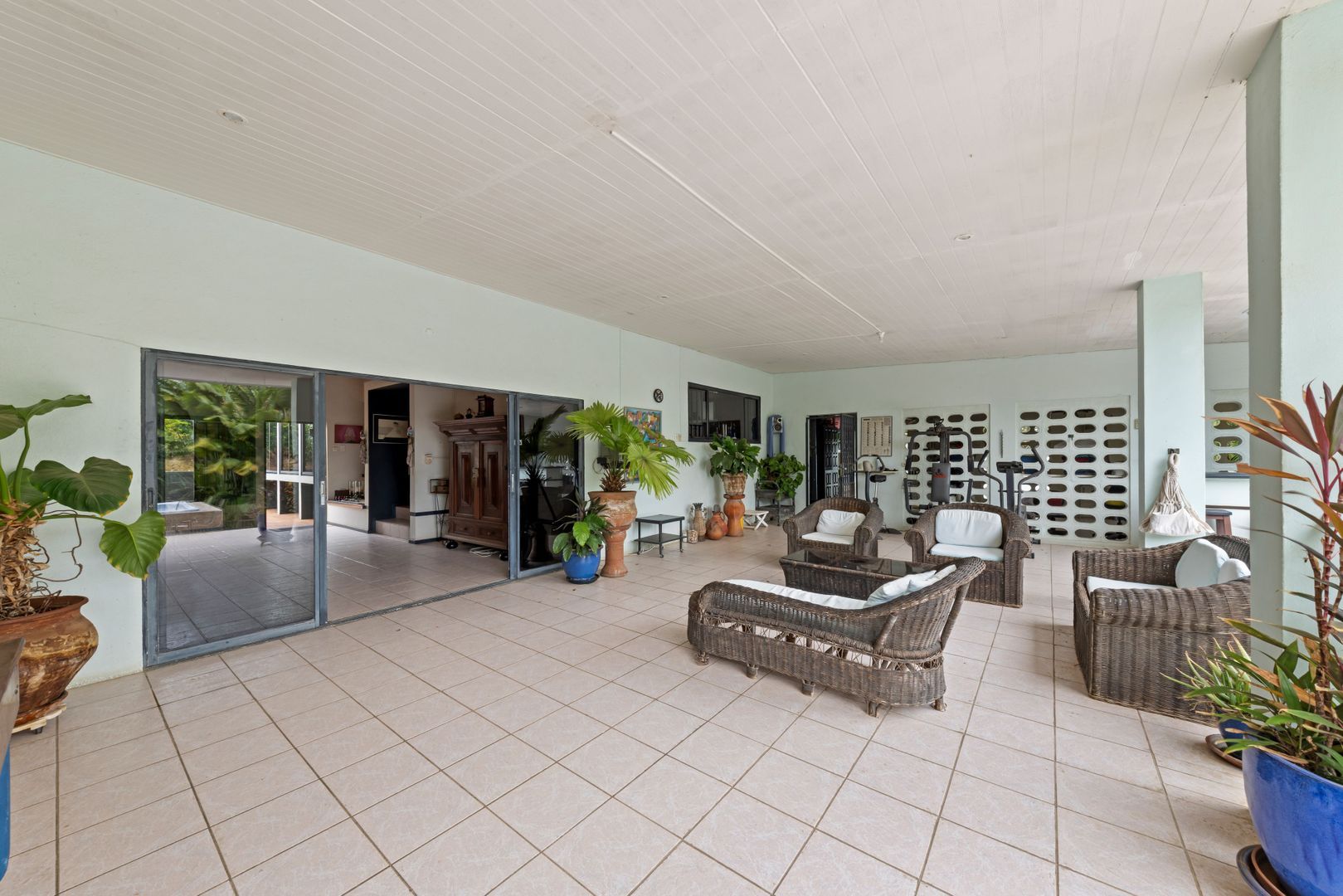 Kaya Rooi Catootje, Rooi Catootje foto-25