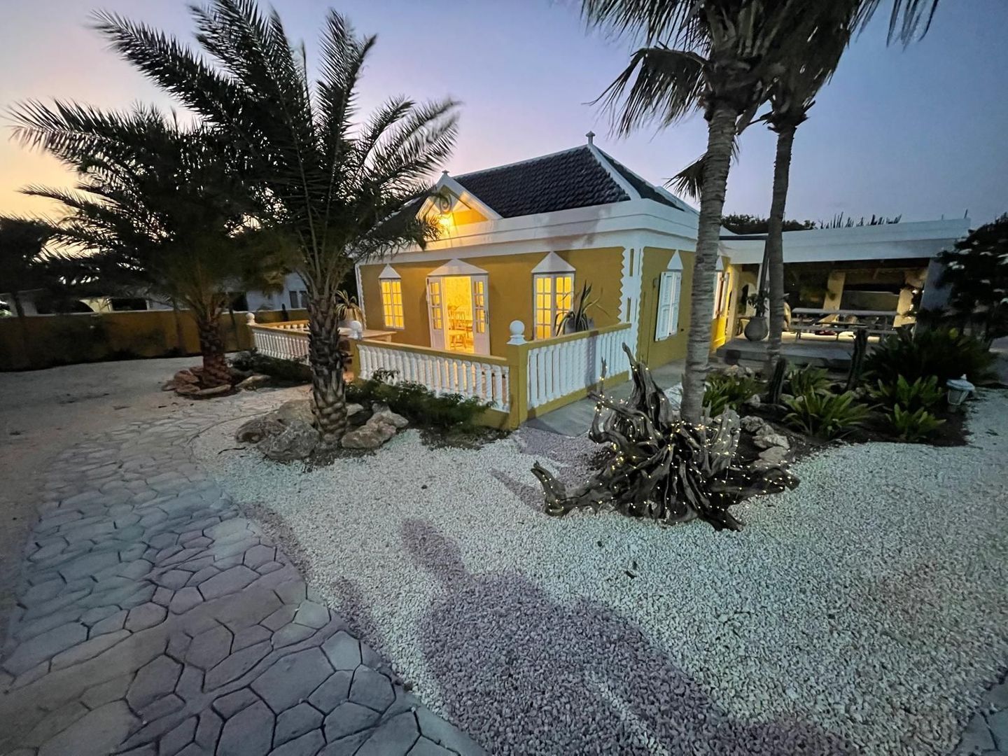 Weg naar Westpunt 24, Westpunt foto-8