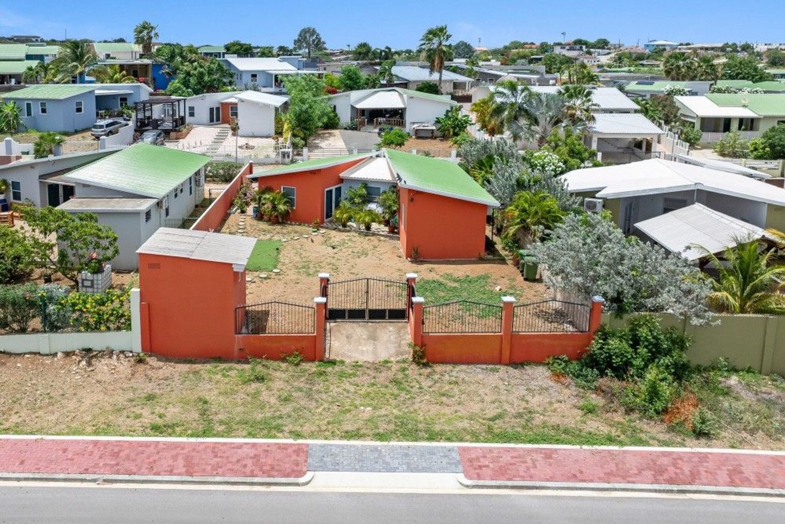 Kaya Perugia 8, Brakkeput foto-1