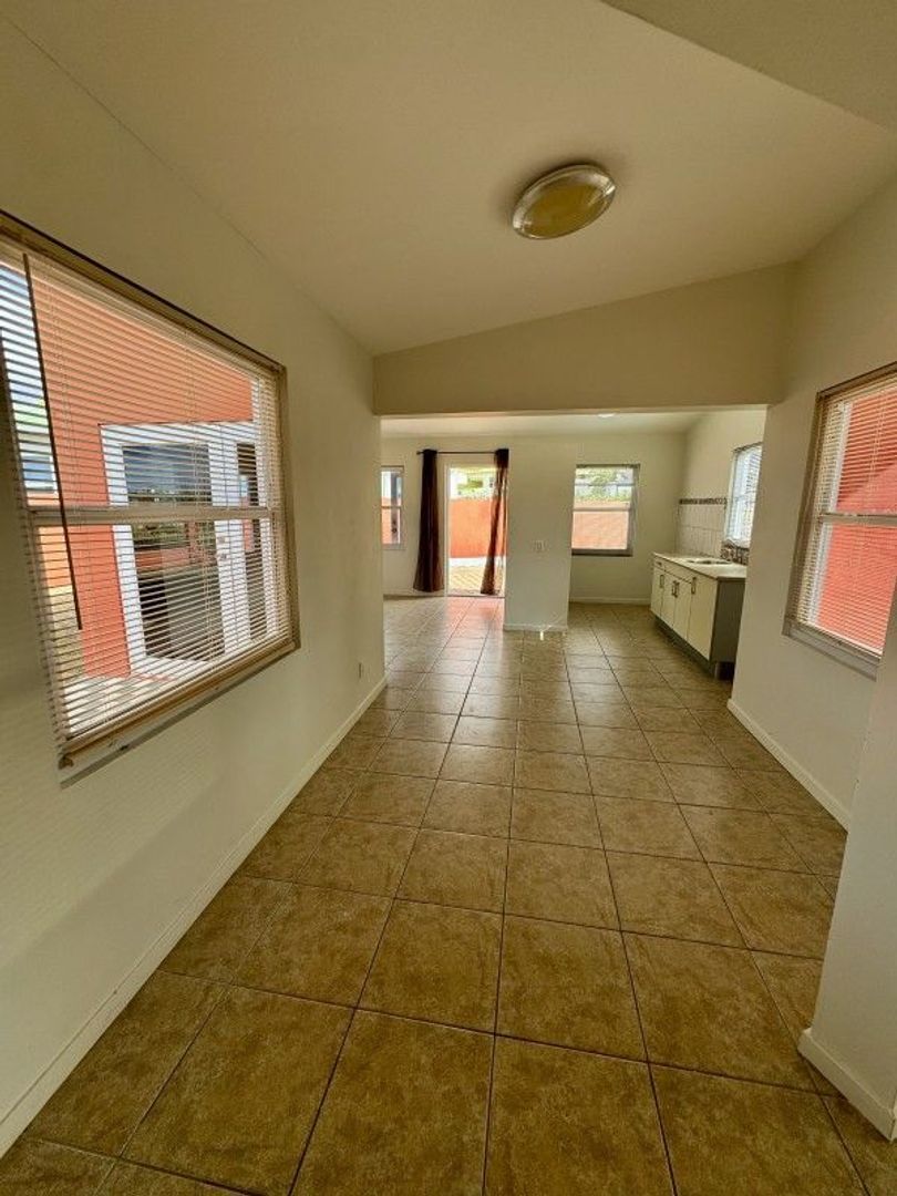 Kaya Perugia 8, Brakkeput foto-9