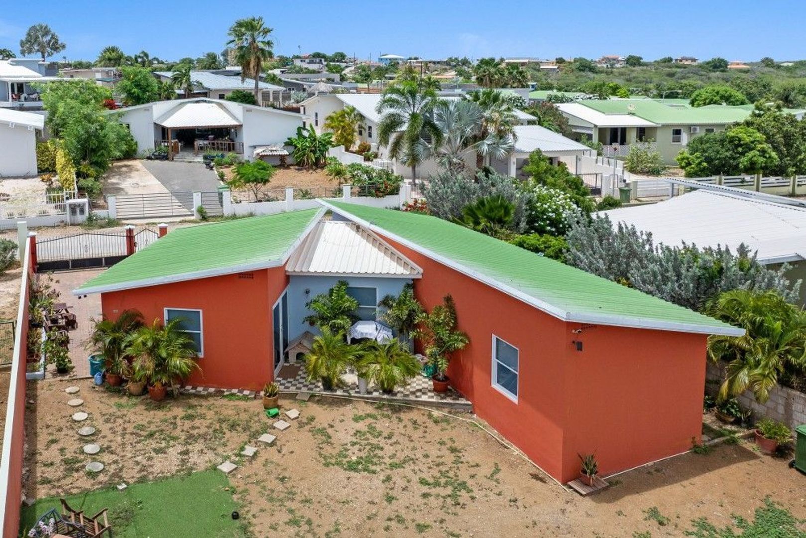 Kaya Perugia 8, Brakkeput foto-2