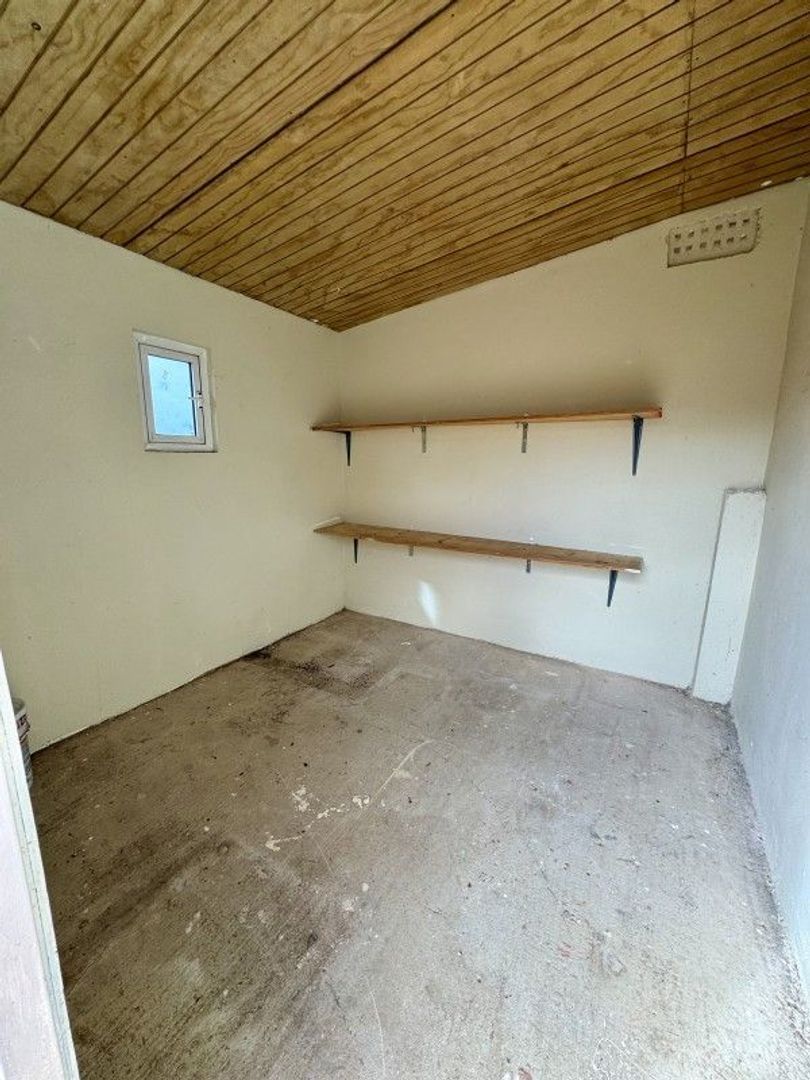 Kaya Perugia 8, Brakkeput foto-15