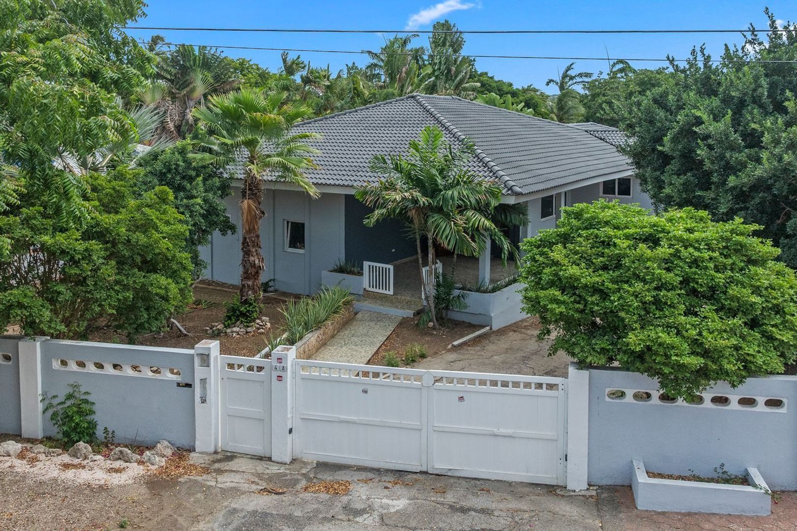 Trompetbloemweg 4 A, Curacao foto-3