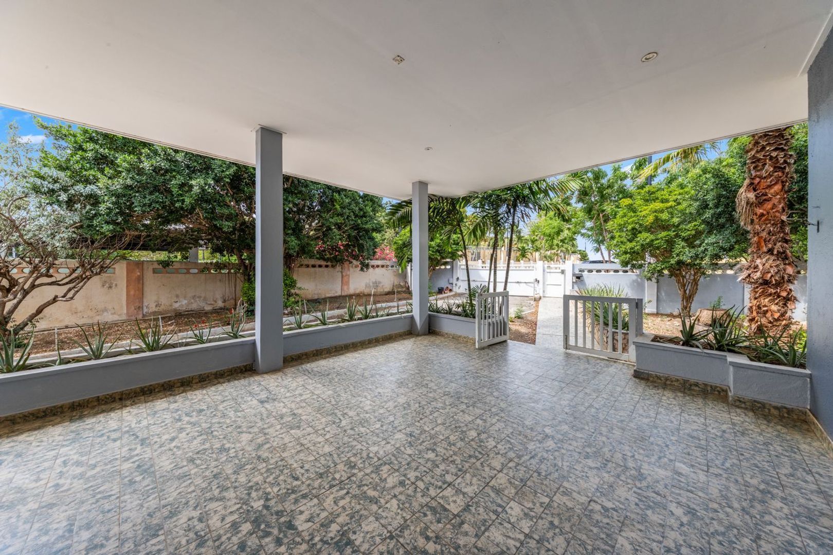 Trompetbloemweg 4 A, Curacao foto-6