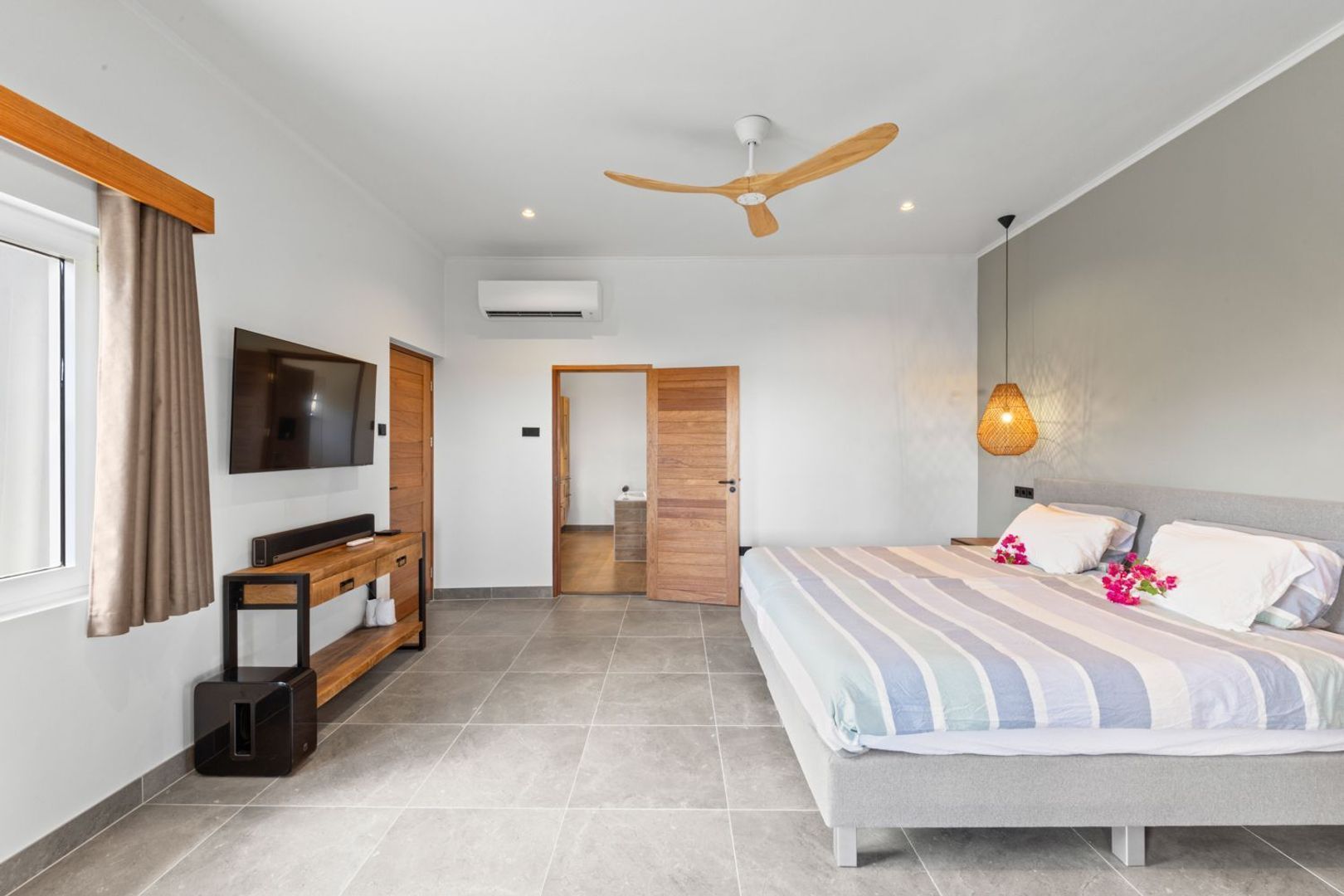 Jan Sofat 128, Jan Sofat foto-48