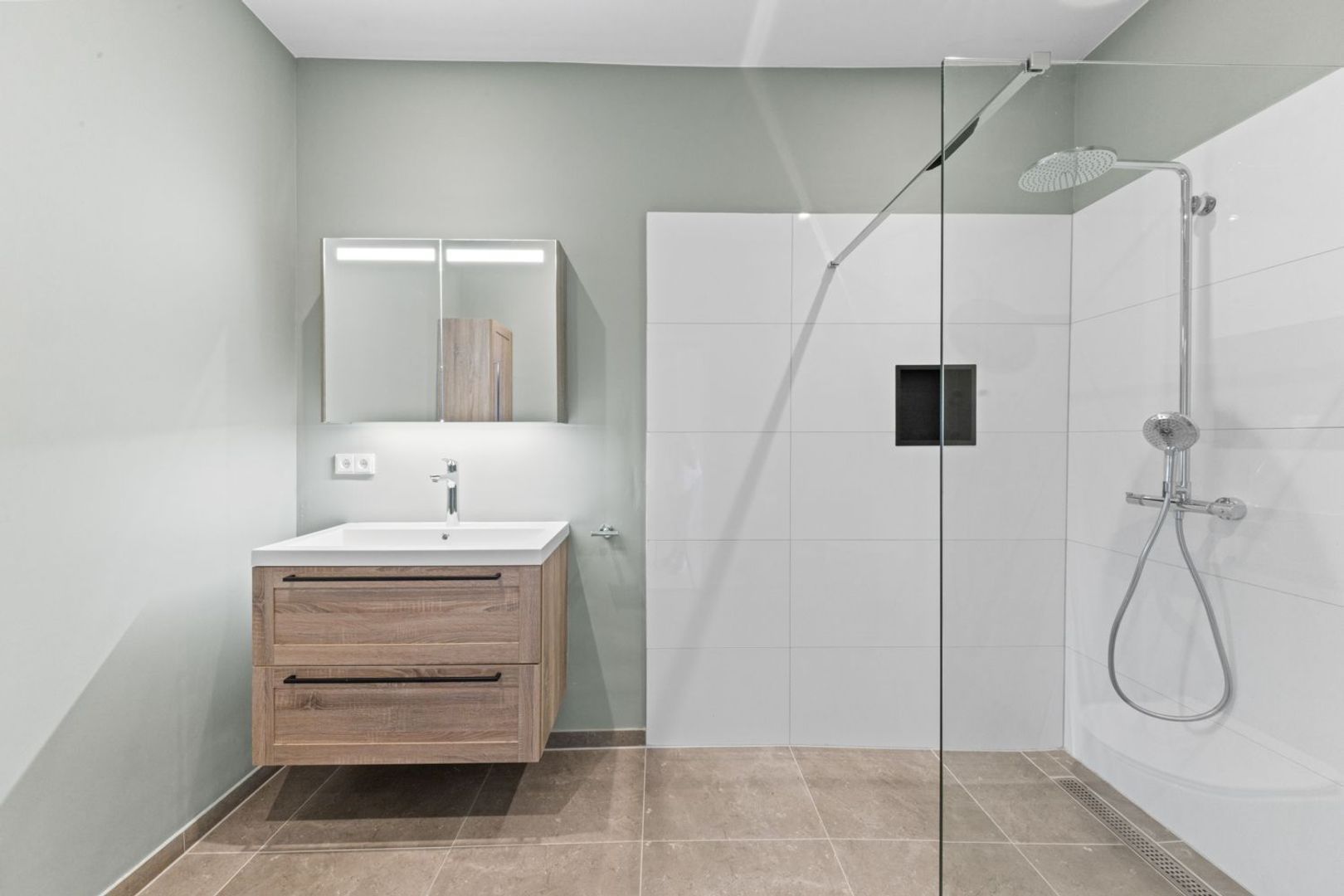 Jan Sofat 128, Jan Sofat foto-39