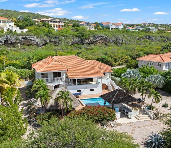 Coral Estate 43, Coral Estate