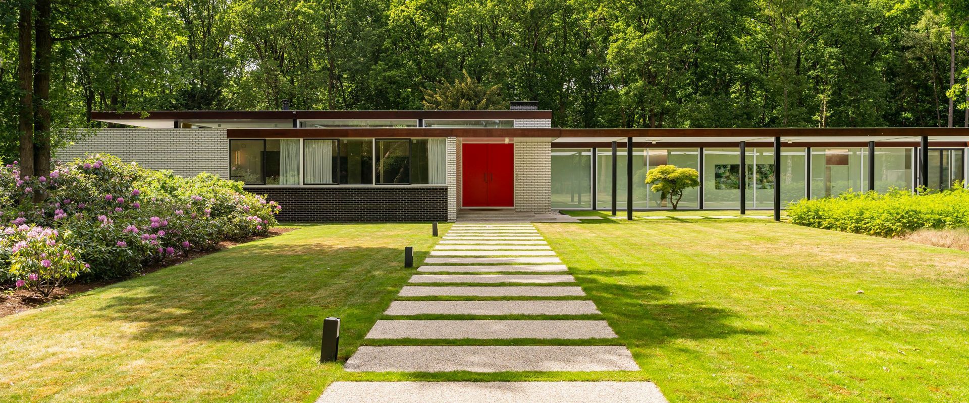 EEN BIJZONDER GEBOUW VERDIENT EEN SPECIALIST