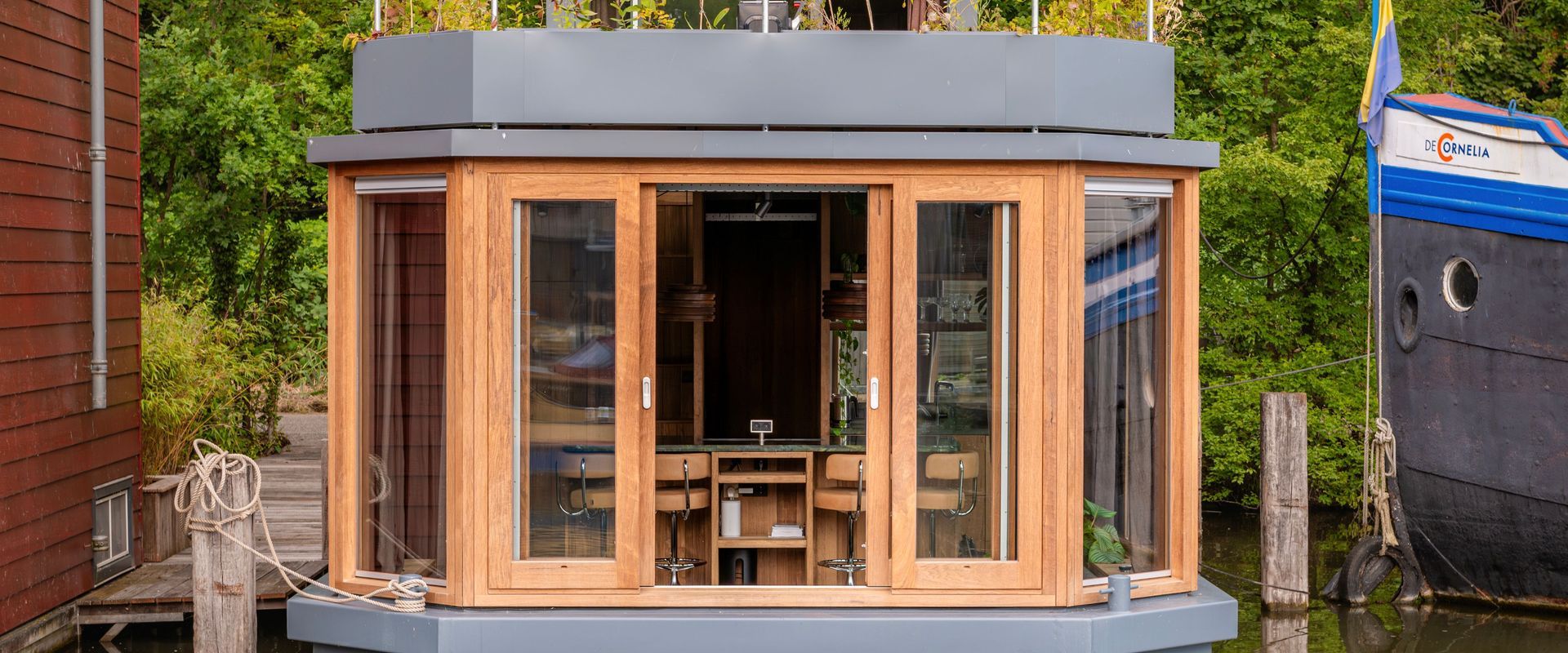 WOONBOOT KOPEN? WAT NIEMAND JE VERTELT OVER WONEN OP HET WATER