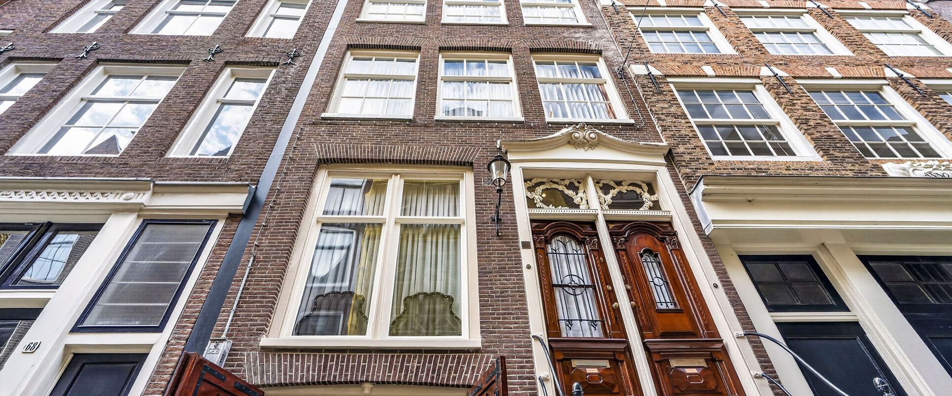 LEREN KIJKEN NAAR BOUWKUNST #1: GEVELS ALS VISITEKAARTJE
