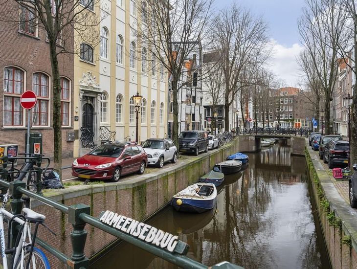 LEREN KIJKEN NAAR ARCHITECTUUR #35: BEERPUTTEN. DE SCHATKAMERS ONDER ONZE HUIZEN