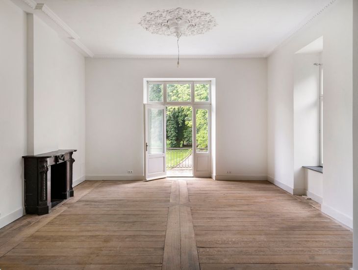 LEREN KIJKEN NAAR ARCHITECTUUR #53: VLOERBEDEKKING. IEDERE GENERATIE LAAT EEN LAAG ACHTER