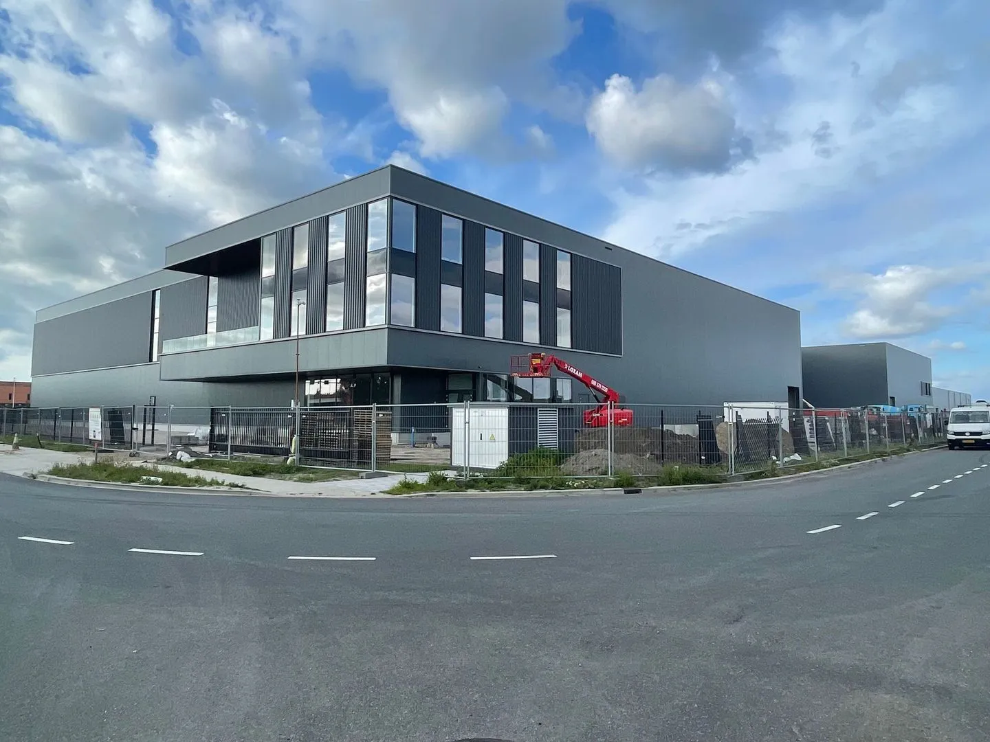 Nieuw distributiecentrum voor C.H. Robinson en Hoektrans