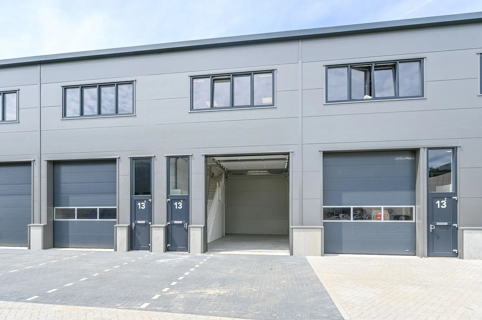 Bedrijfsruimte in Uithoorn verhuurd aan Van Cleef Opleidingen