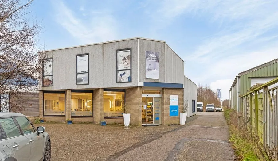 Voormalig sanitairwinkel in Aalsmeer verkocht