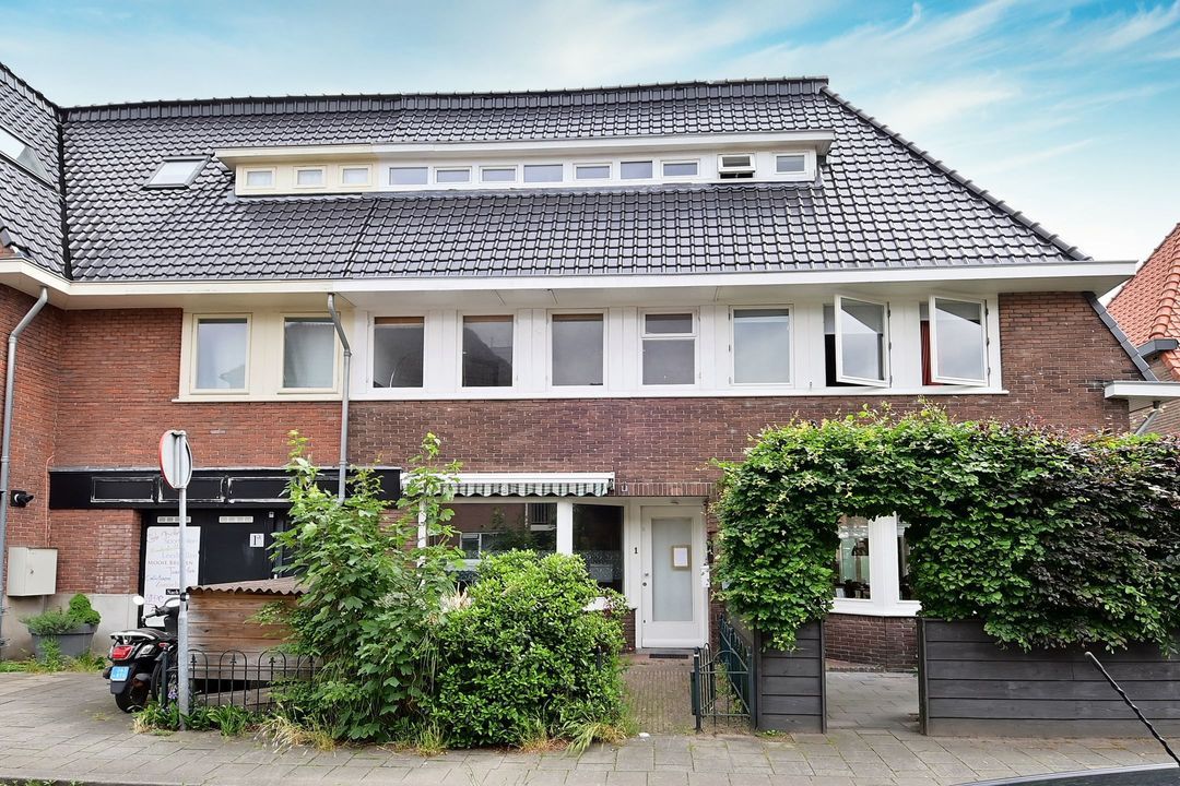 Sint Janslaan 1, Bussum