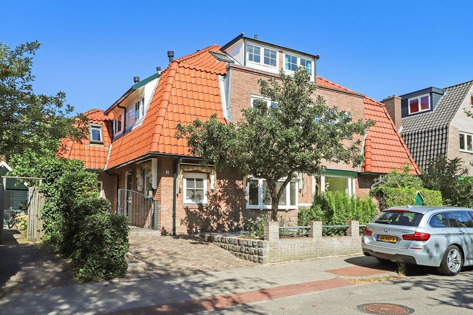 Bilderdijklaan 8, Hilversum foto-0