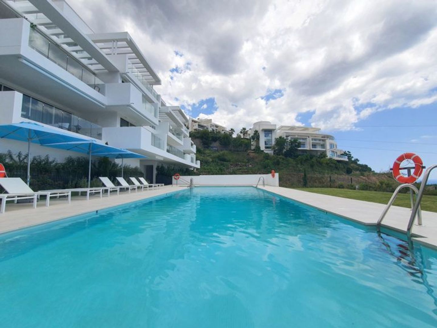Luxury  Apartment, Marbella (Palo Alto) foto-9