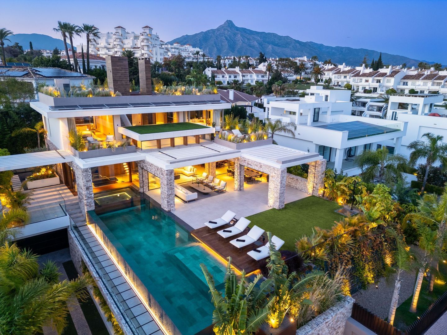 VIllA P - Independent Villa, Nueva Andalucía (Marbella)