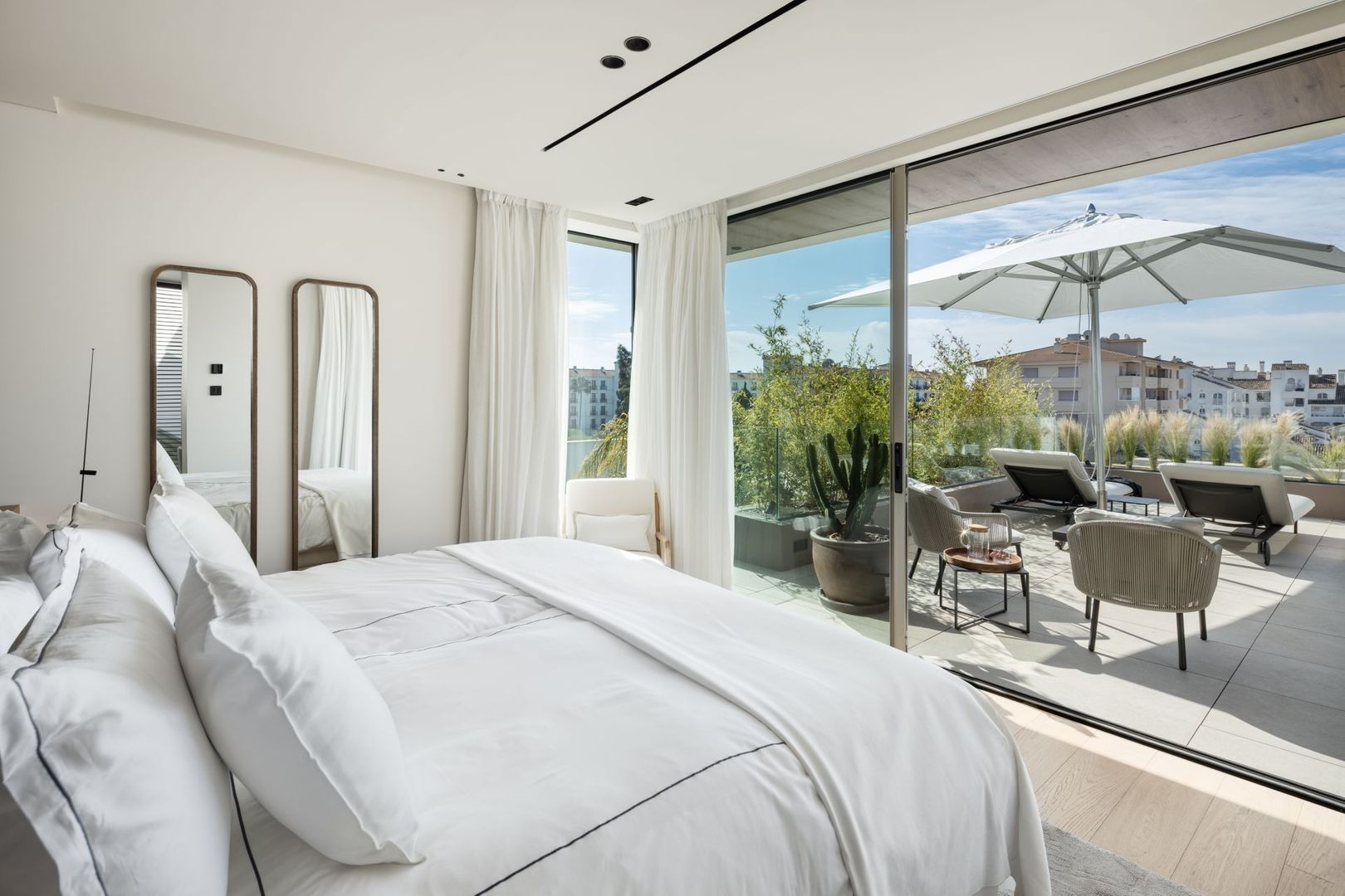 VIllA P - Independent Villa, Nueva Andalucía (Marbella) foto-19