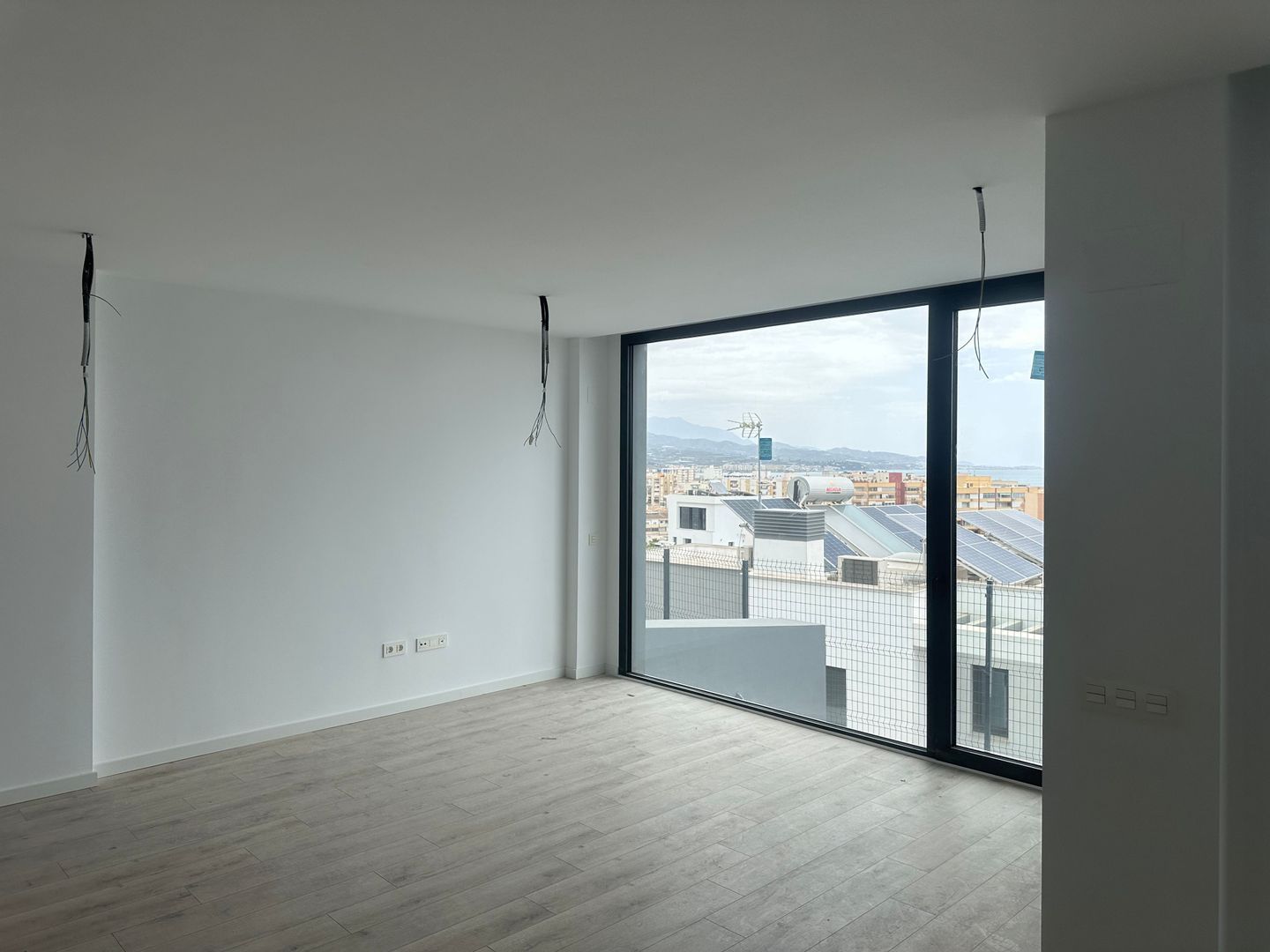 Ready to Move In Family Villa with Seaviews, Torre del Mar (Málaga) foto-3