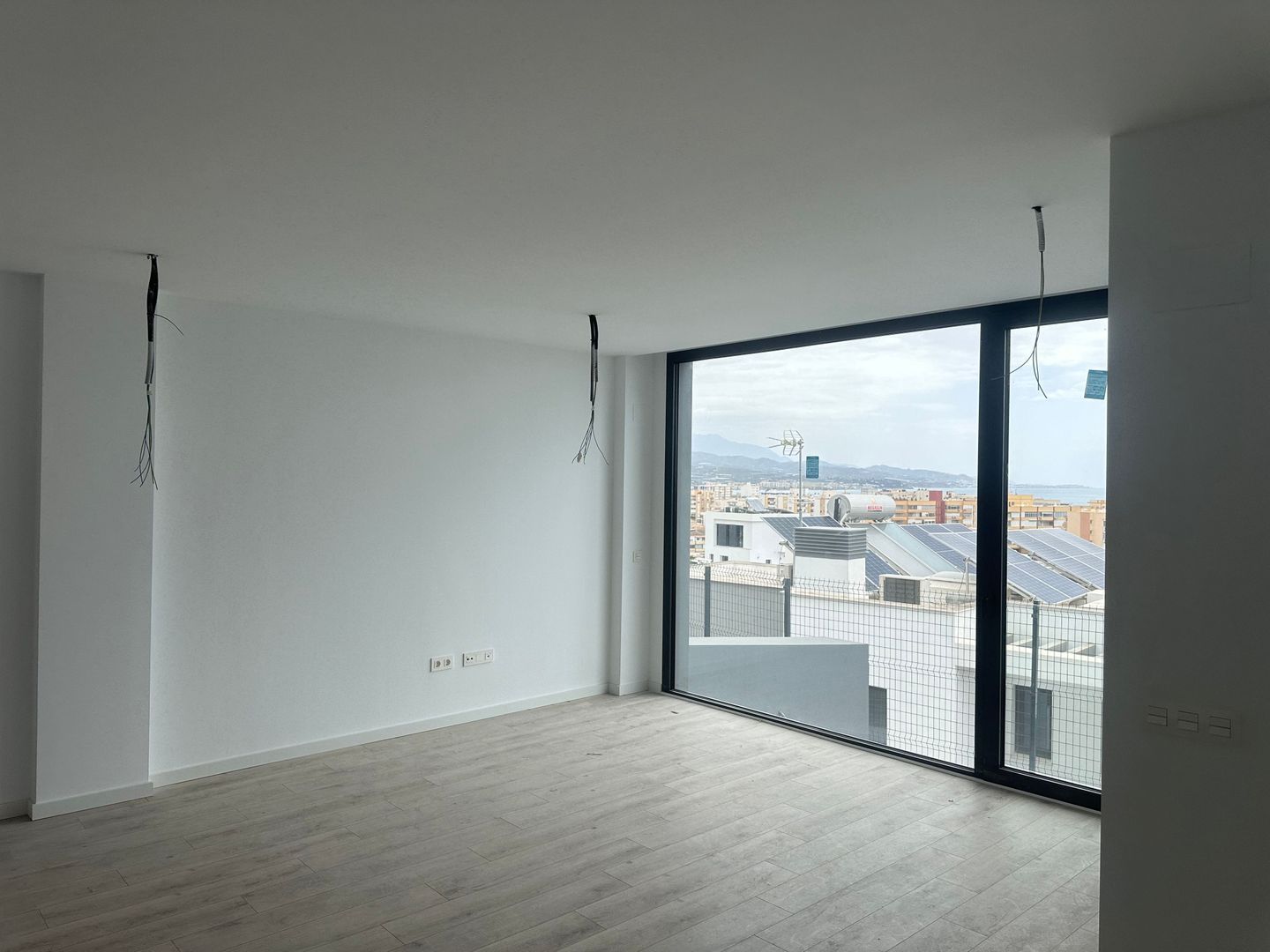 Ready to Move In Family Villa with Seaviews, Torre del Mar (Málaga) foto-1