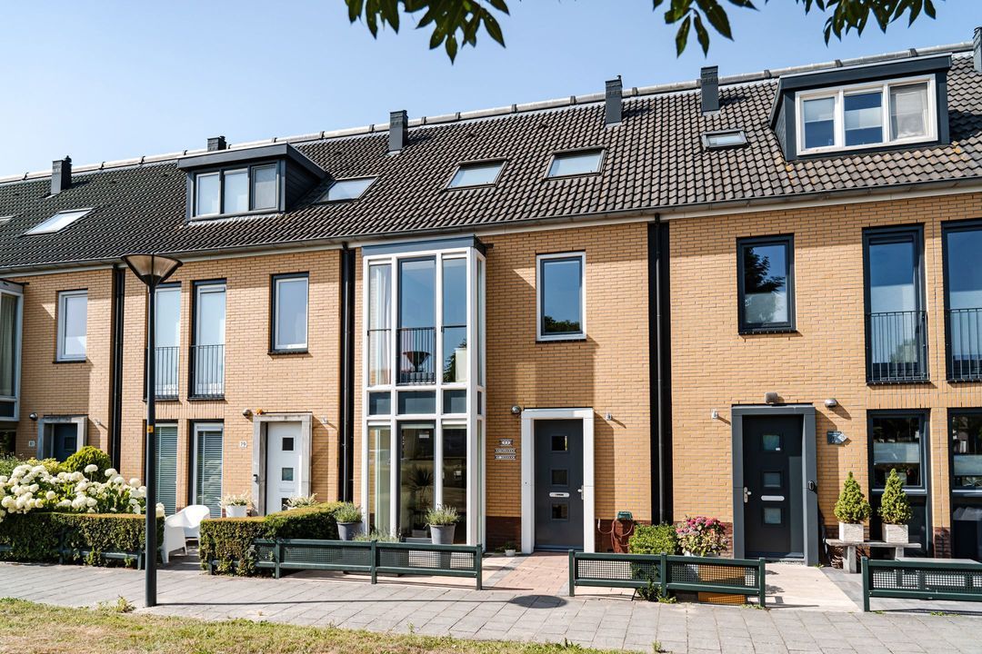 Fanny Blankers-Koenlaan 77 77, Hoofddorp