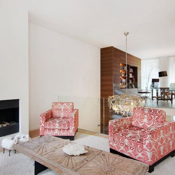 <%= item.address %>, <%= item.city %>