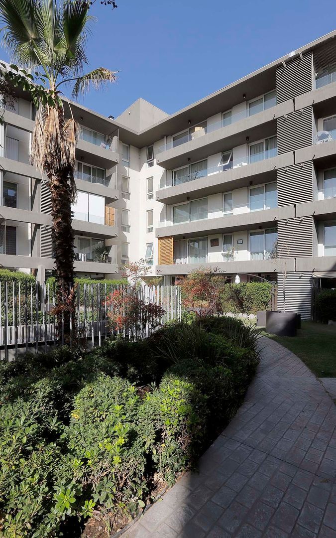 Augusto Villanueva, Santiago foto-14