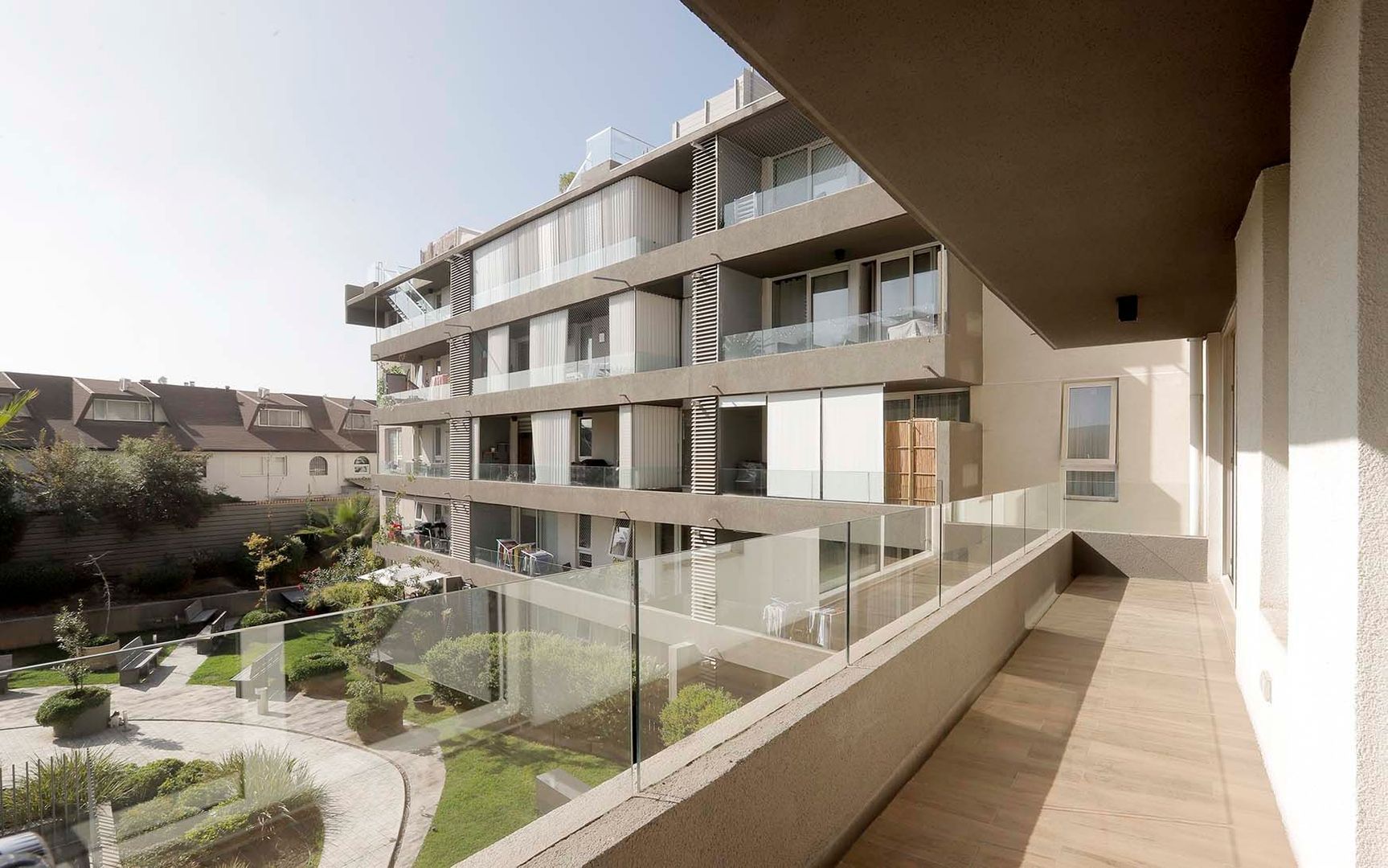 Augusto Villanueva, Santiago foto-16