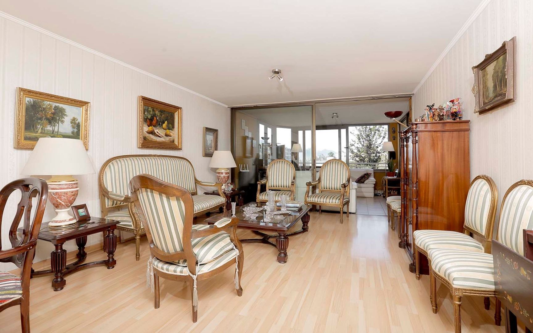 Luis Thayer Ojeda, Santiago foto-3