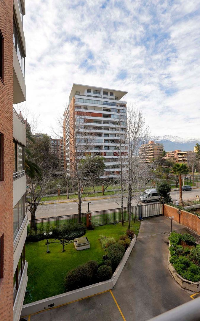 Luis Thayer Ojeda, Santiago foto-20