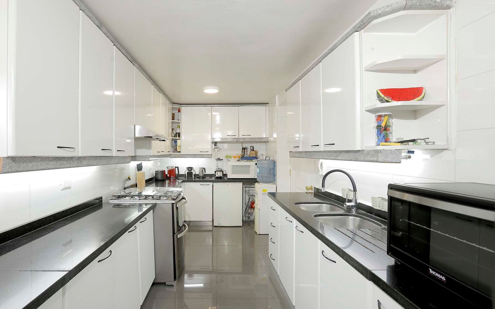 Luis Thayer Ojeda, Santiago foto-5