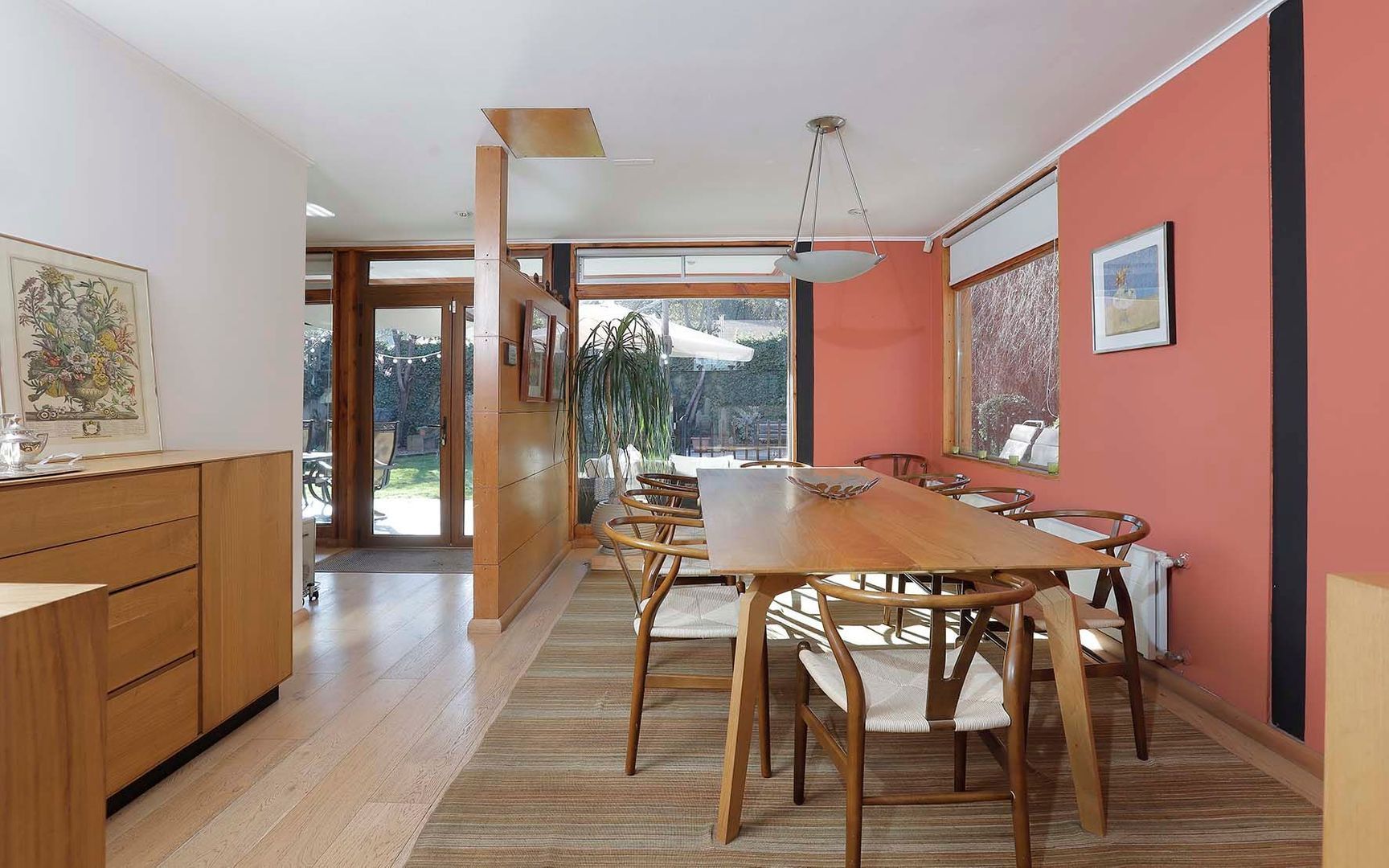 Hermanos Lobos, Santiago foto-0